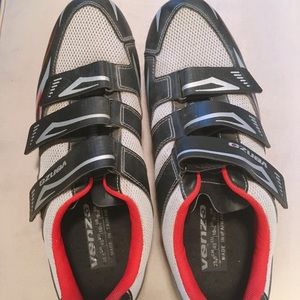 Venzo clip-in mountain biking shoes